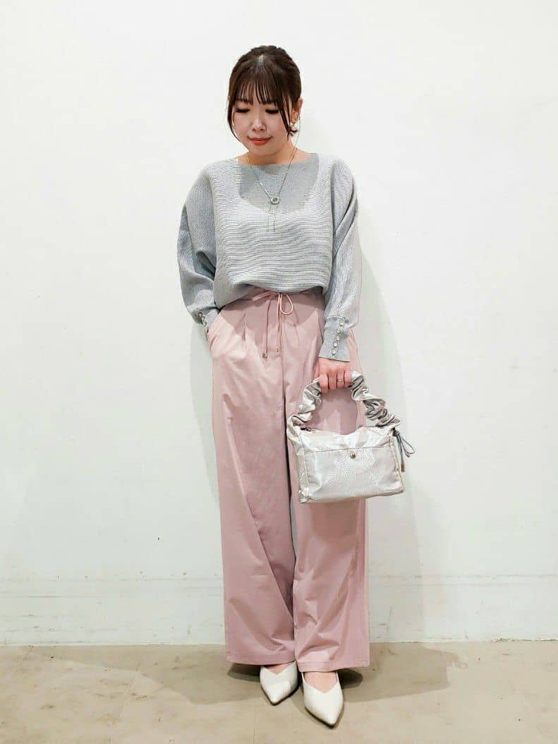 TSUCHIYAさんの「SHOO･LA･RUE｜◆【S-LL】楽してすっきり タックワイドパンツ」を使ったコーディネート