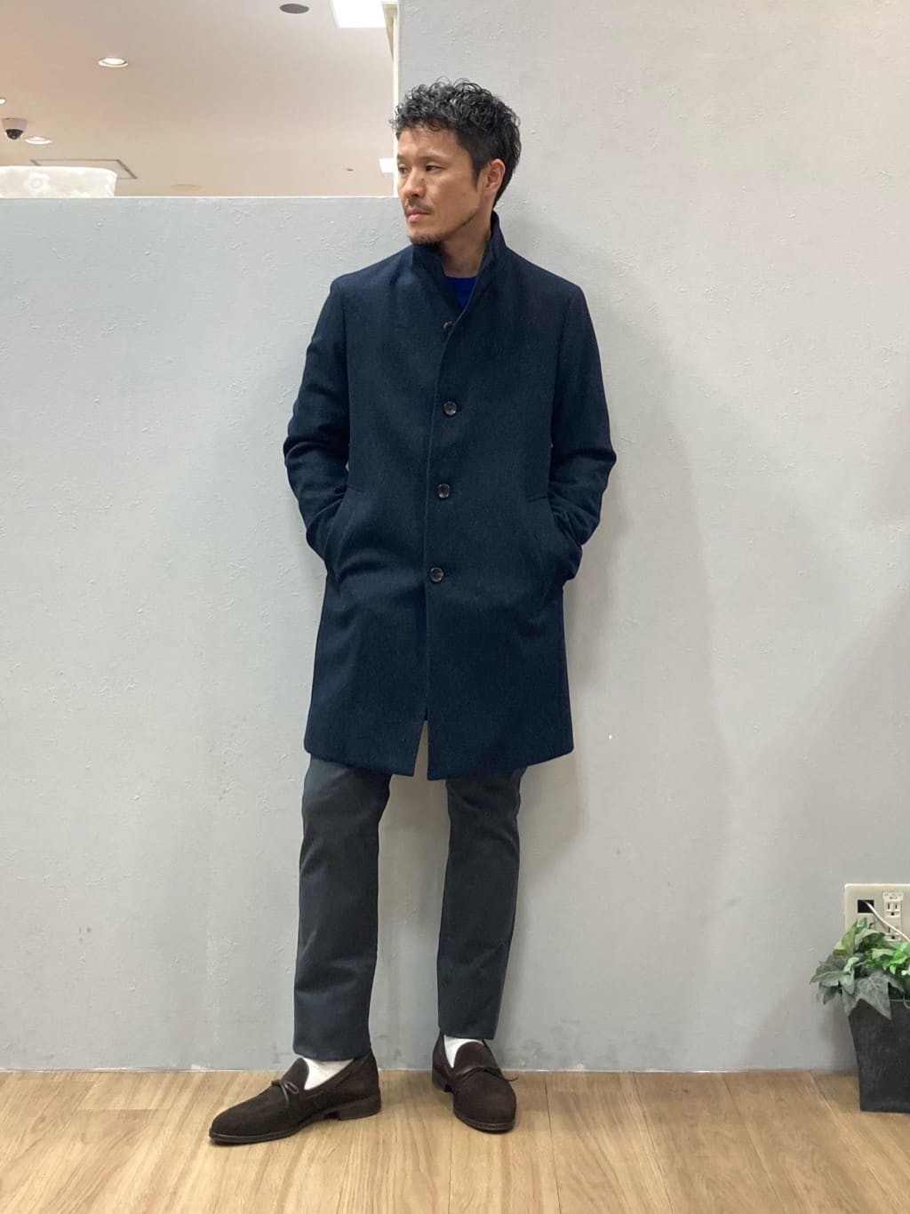 シュンさんの「TAKEO KIKUCHI｜【ウールカシミヤブレンド】ビーバー調 スタンドカラー コート」を使ったコーディネート