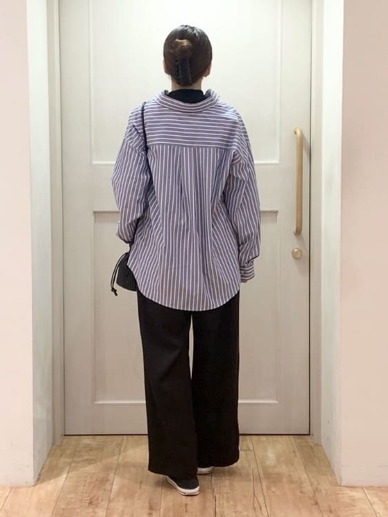 tamuさんの「SHOO･LA･RUE｜◆【洗える/S-LL】シーズン問わず合わせやすい ベーシックカラーシャツ」を使ったコーディネート