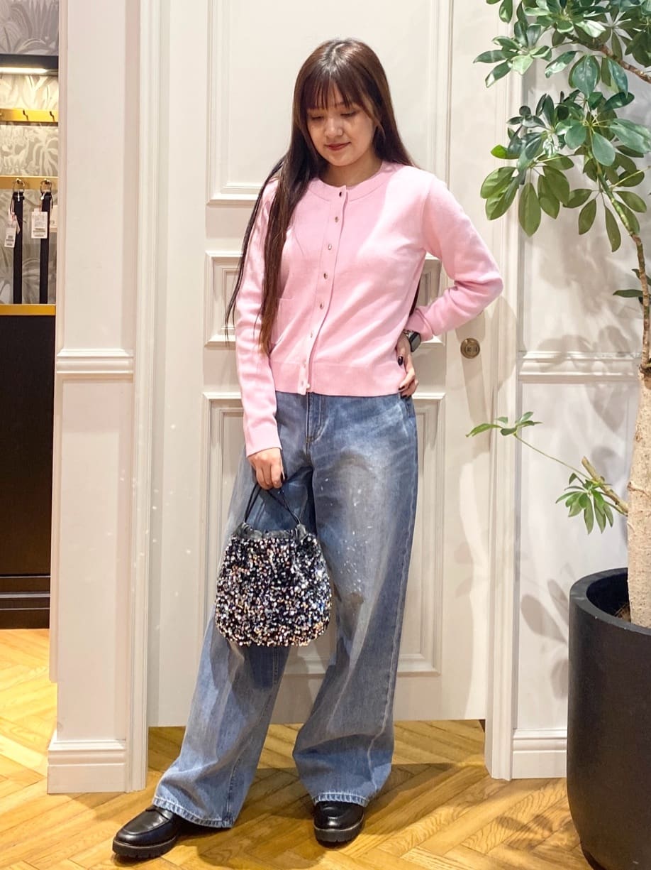 c.wさんの「DRESSTERIOR｜ヴィンテージ加工ワイドデニムパンツ」を使ったコーディネート