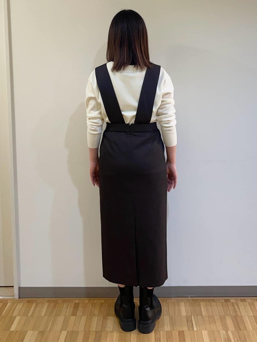 フナキさんの「UNTITLED｜◆ビッグトップネックレス」を使ったコーディネート