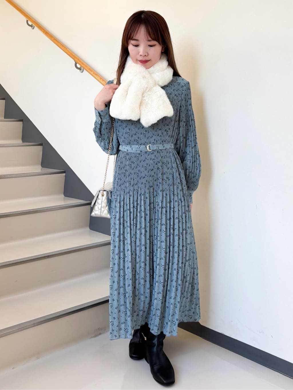 momoさんの「grove｜◆しなやかストレッチ イージーケアジャケット」を使ったコーディネート