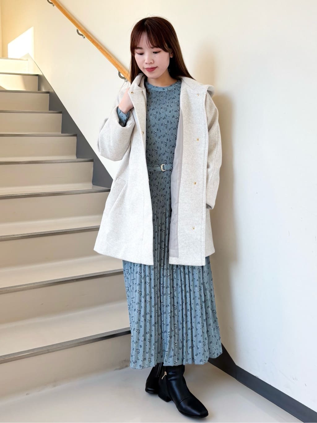 momoさんの「grove｜◆フーデットミドルコート」を使ったコーディネート