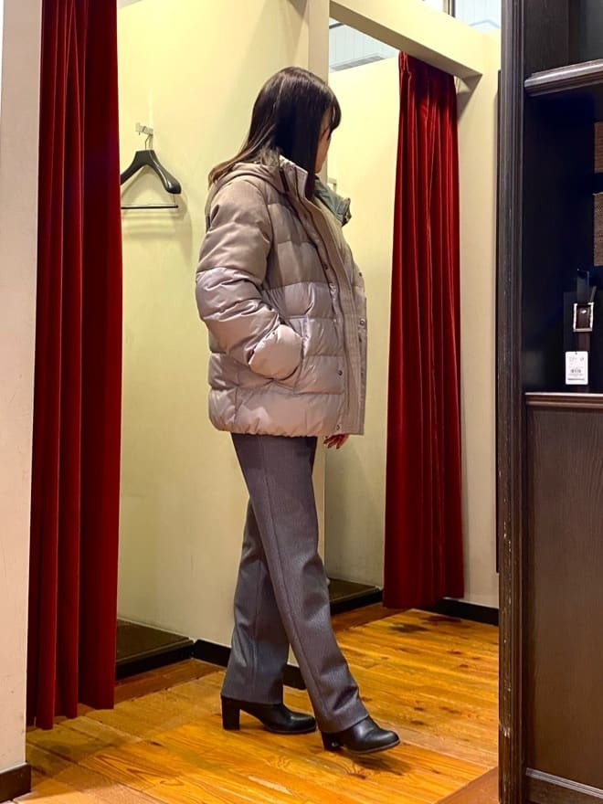 かわぴーさんの「TAKEO KIKUCHI｜【DOWN FABRIC】ダウンファブリック ドレスパンツ / セットアップ対応」を使ったコーディネート