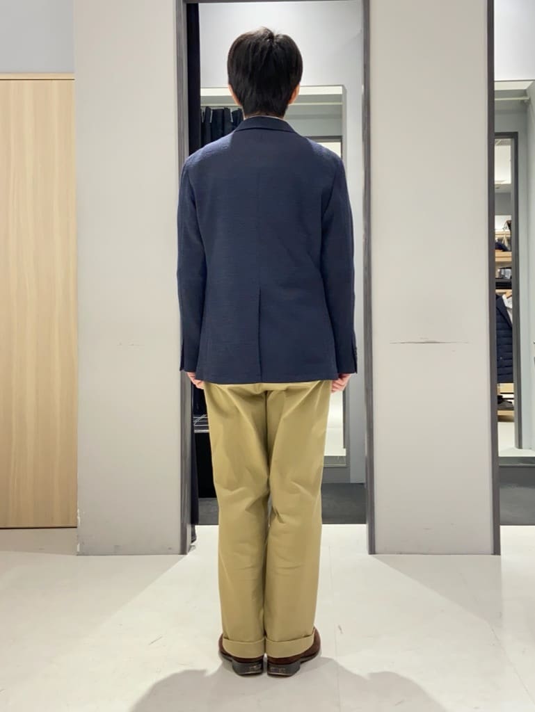 わいずみさんの「TAKEO KIKUCHI｜ハットモチーフ ジャカード ストライプ シャツ」を使ったコーディネート