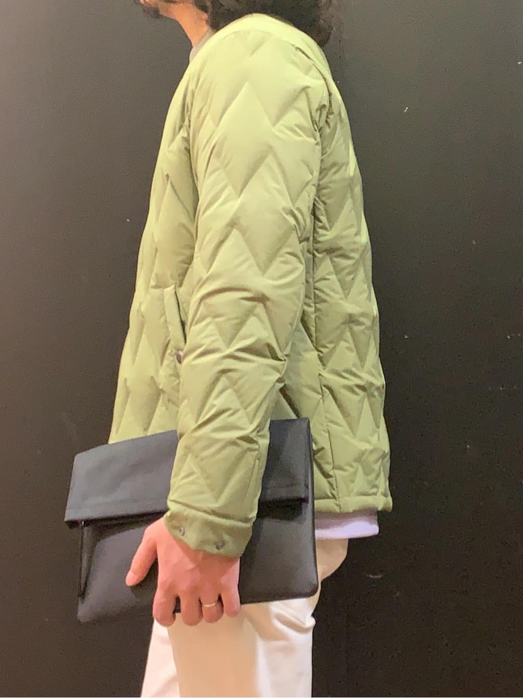 木村剛さんの「TAKEO KIKUCHI｜【Sサイズ～】ストレッチ デニム パンツ」を使ったコーディネート