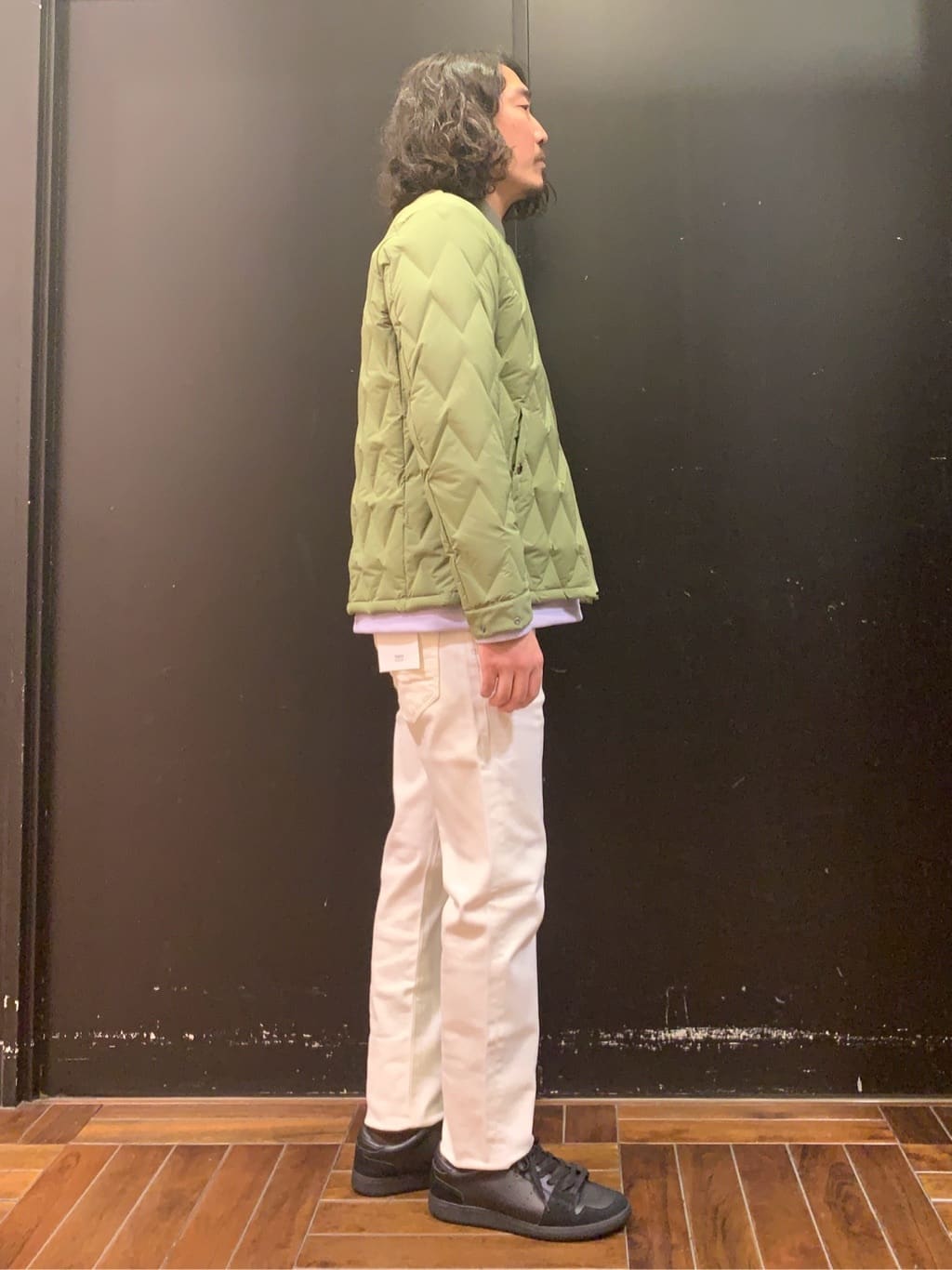 木村剛さんの「TAKEO KIKUCHI｜【Sサイズ～】ストレッチ デニム パンツ」を使ったコーディネート
