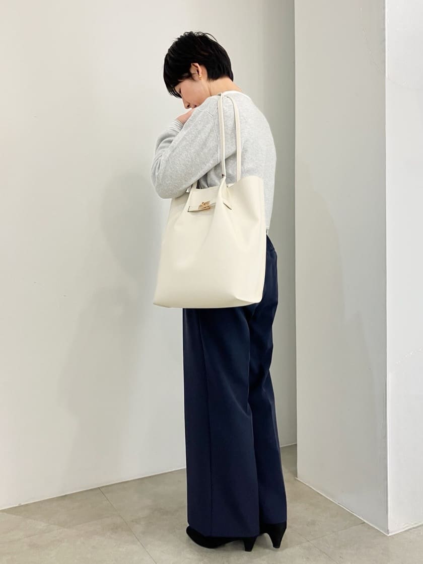 KUROさんの「grove｜◆バイカラーコンパクトカーディガン」を使ったコーディネート