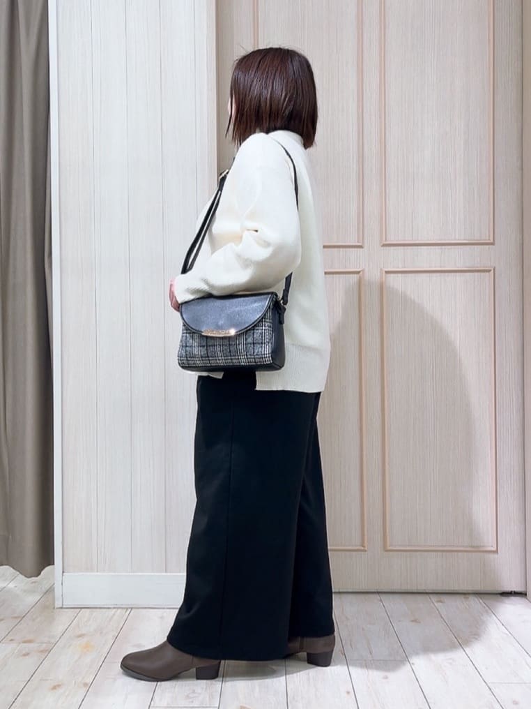 えりっこさんの「SHOO･LA･RUE｜」を使ったコーディネート