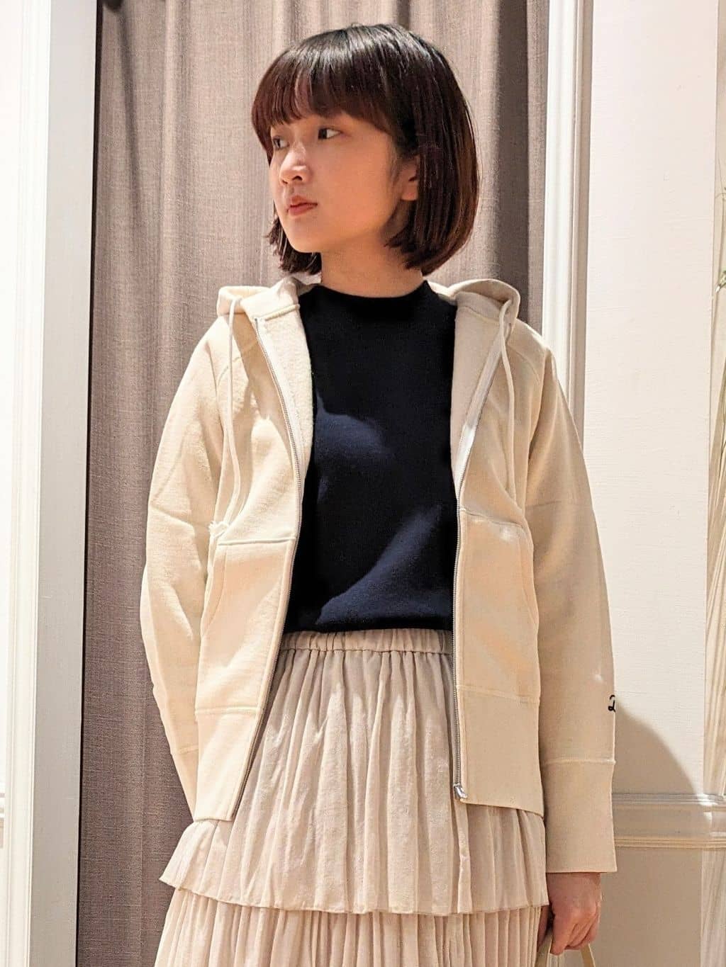 saoriさんの「DRESSTERIOR｜デキシー吊裏毛ジップアップパーカ」を使ったコーディネート