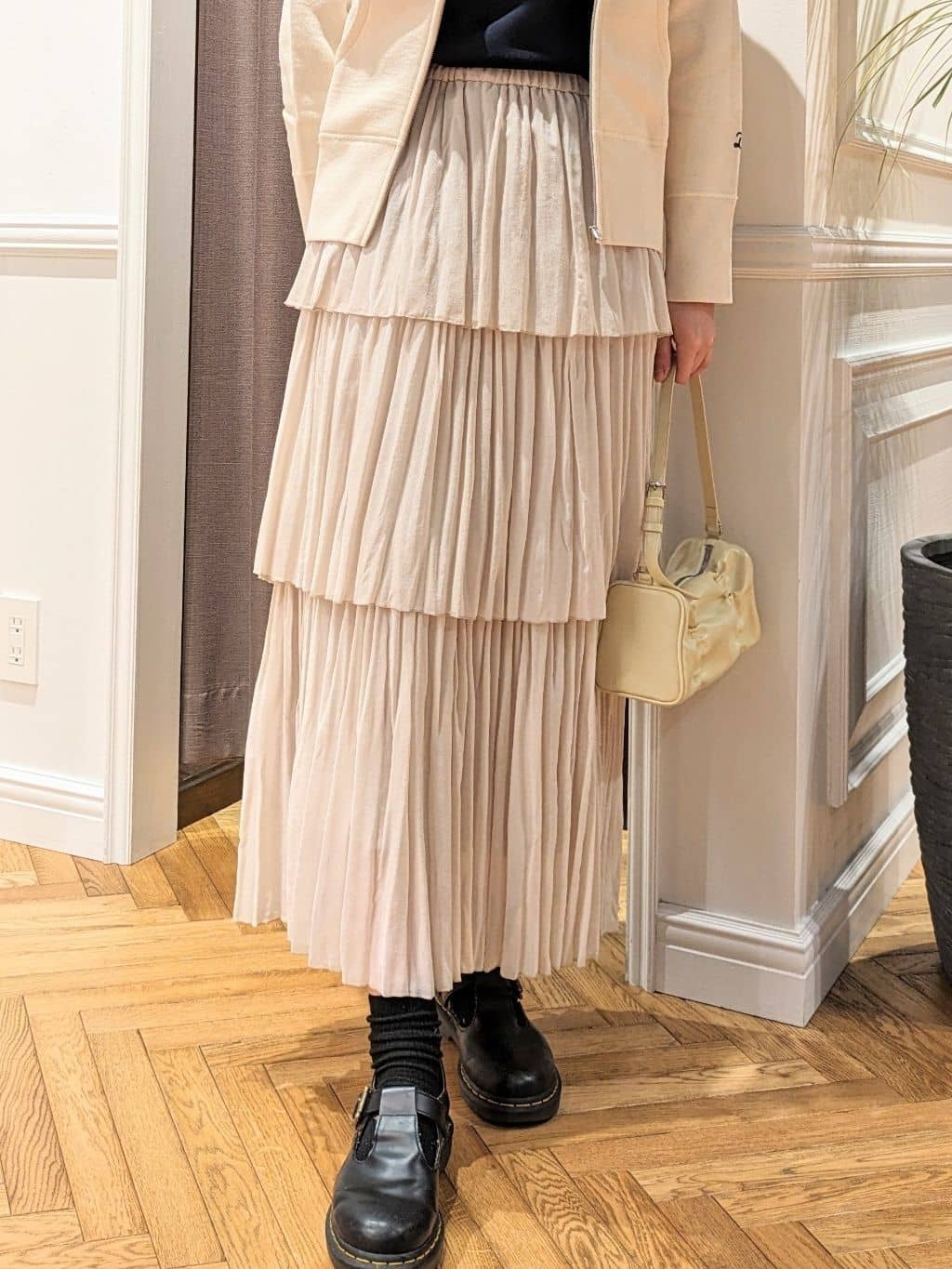 saoriさんの「DRESSTERIOR｜デキシー吊裏毛ジップアップパーカ」を使ったコーディネート