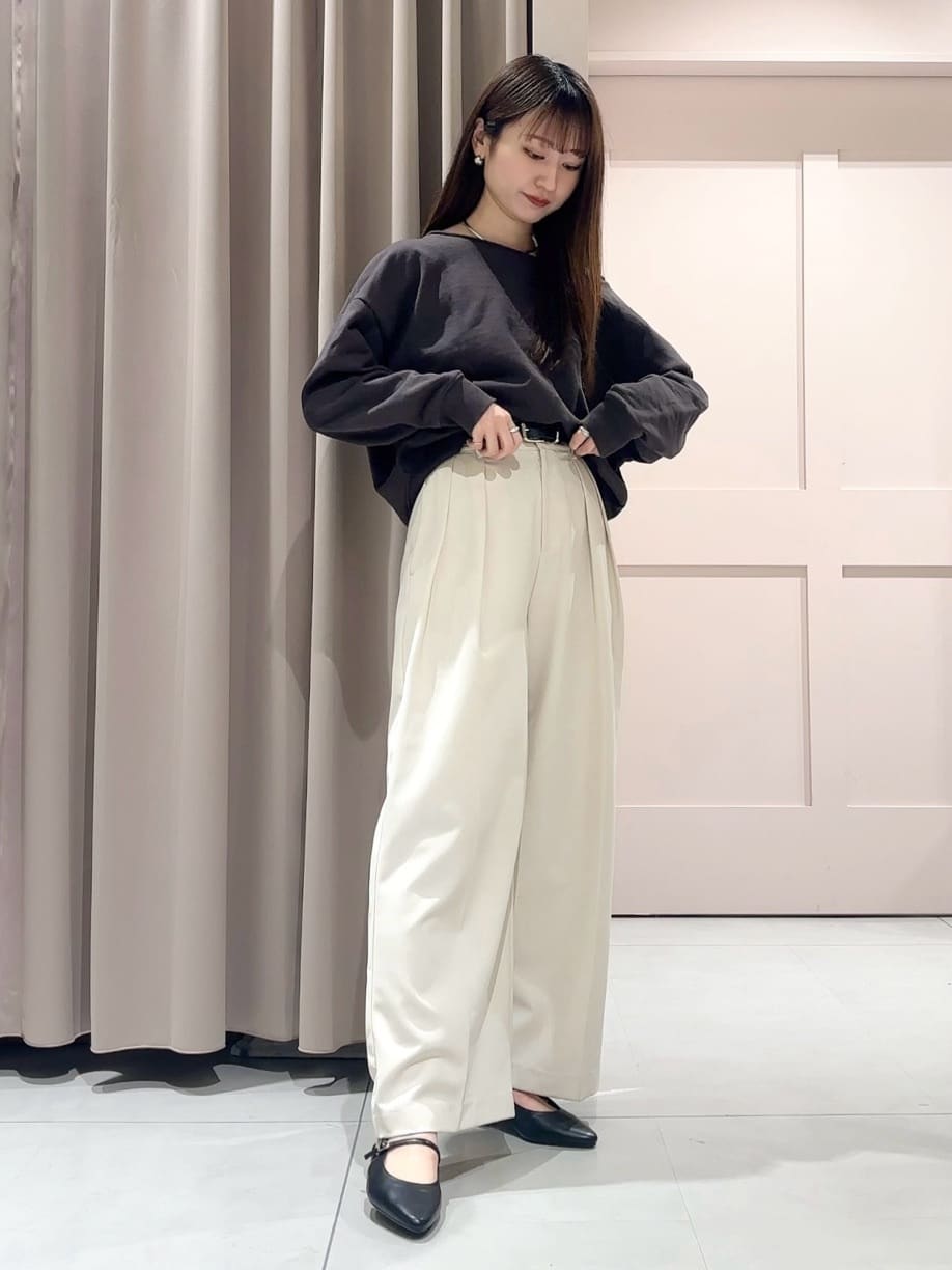 RINAさんの「ESPERANZA｜バックストラップフラットパンプス」を使ったコーディネート