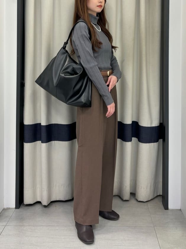 ainaさんの「grove｜メタルバックル中太ベルト」を使ったコーディネート