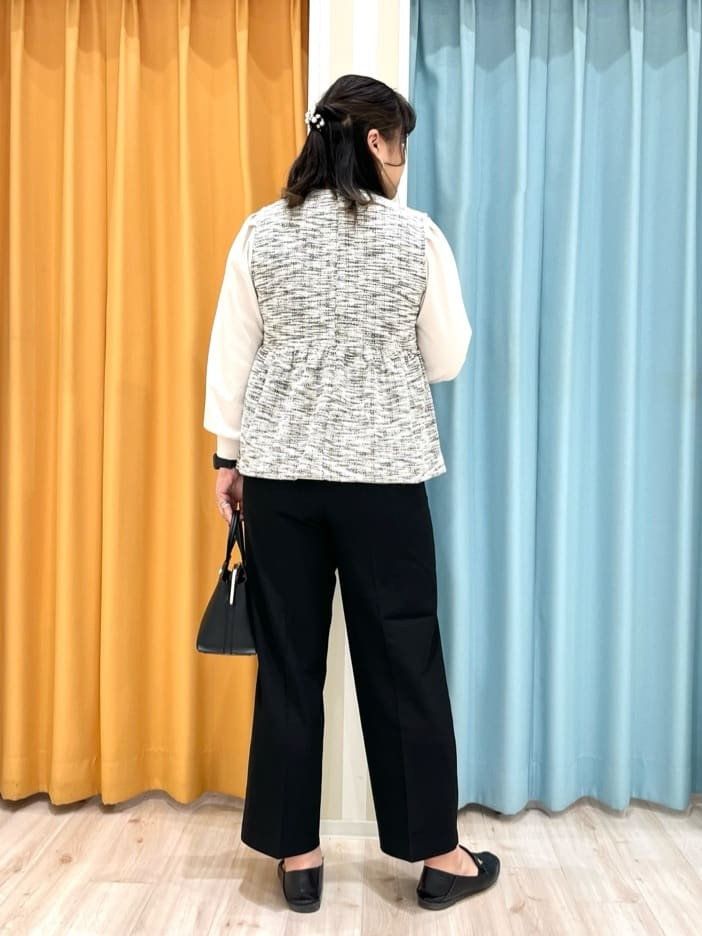 TUMU-TUMUさんの「SHOO･LA･RUE｜◆【セレモニー/2WAY】三層ミニトートバッグ」を使ったコーディネート