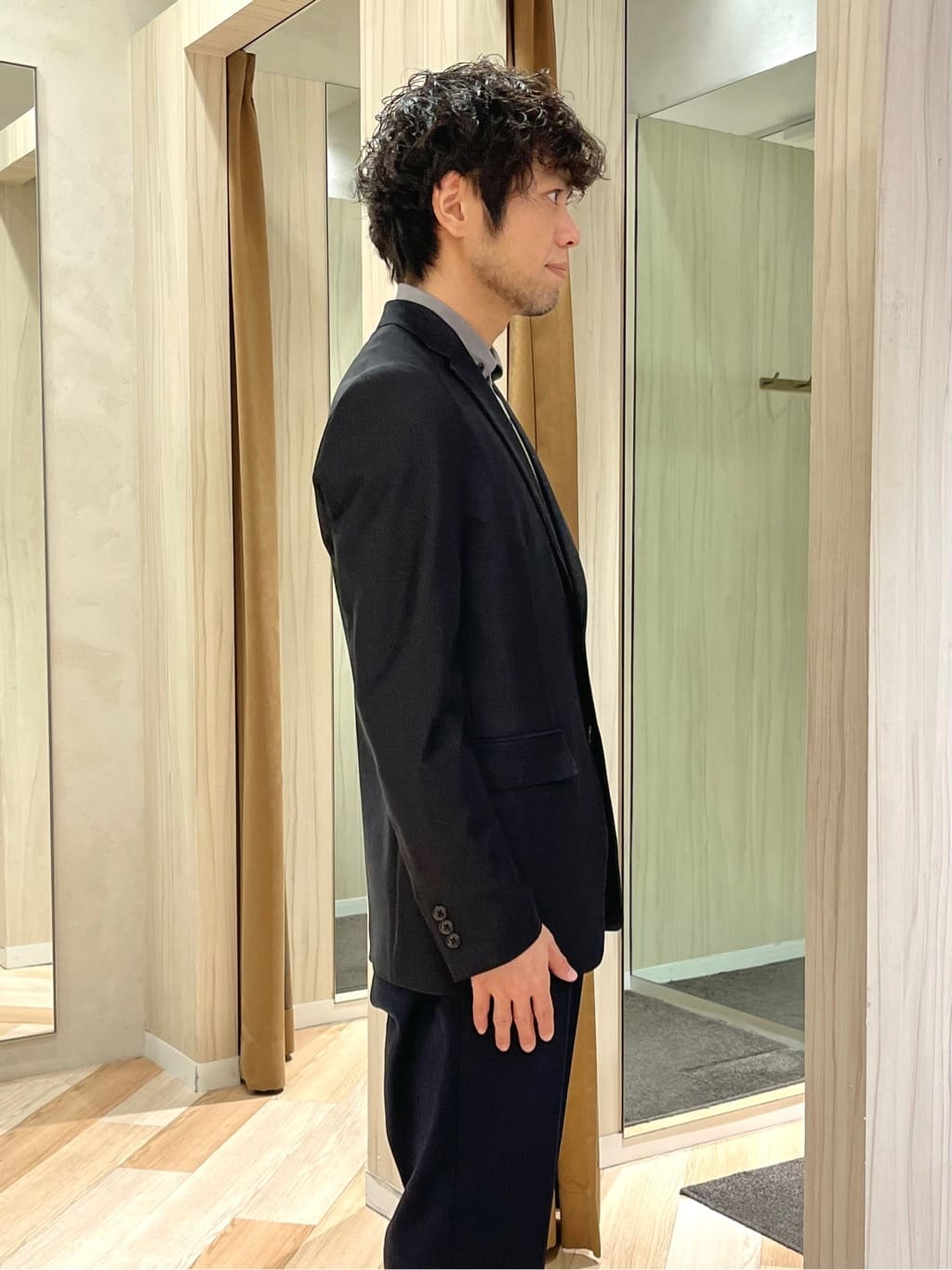 URAさんの「TAKEO KIKUCHI｜【ウールカシミヤブレンド】ビーバー調 スタンドカラー コート」を使ったコーディネート