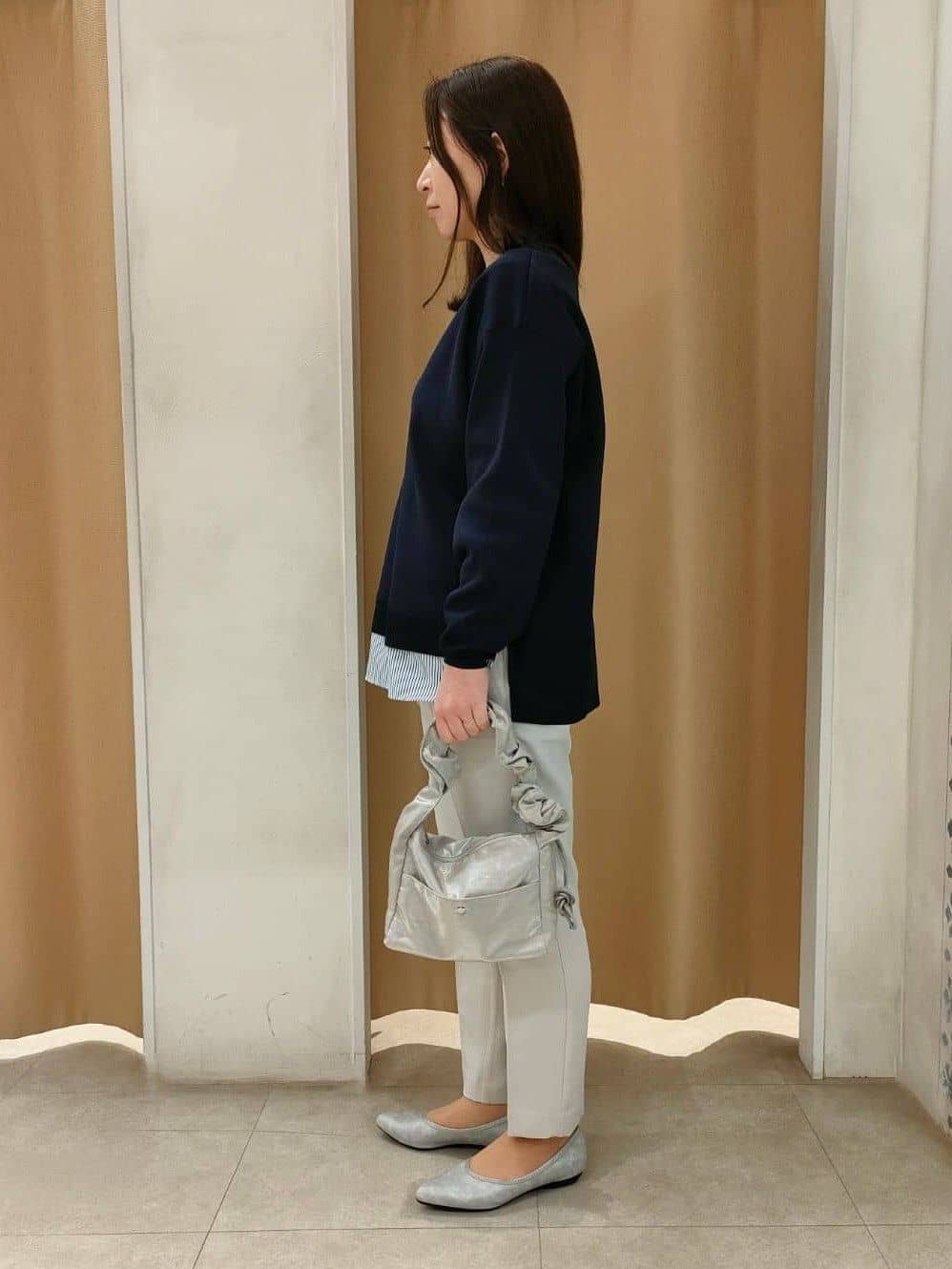 junさんの「SHOO･LA･RUE｜◆【洗える】一枚で簡単こなれ見え スポンディッシュ 裾レイヤード風ニット」を使ったコーディネート