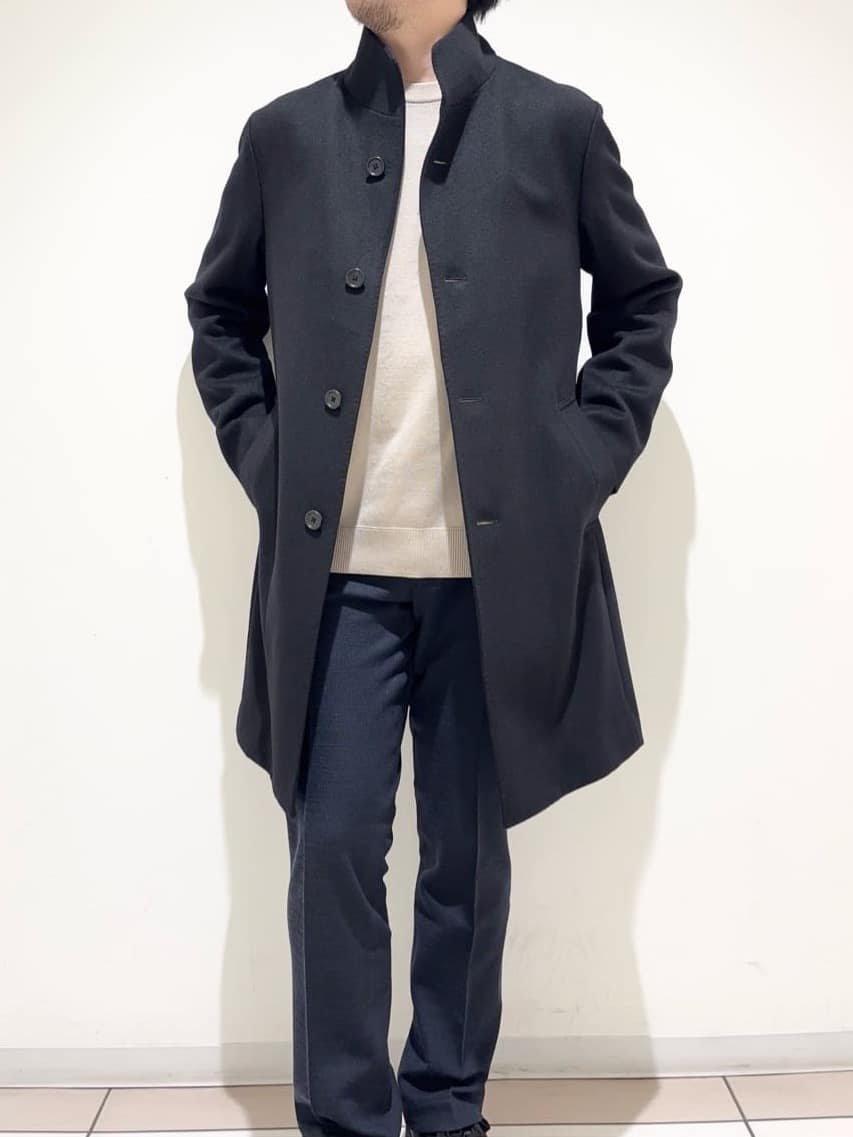 及川さんの「TAKEO KIKUCHI｜【ウールカシミヤブレンド】ビーバー調 スタンドカラー コート」を使ったコーディネート