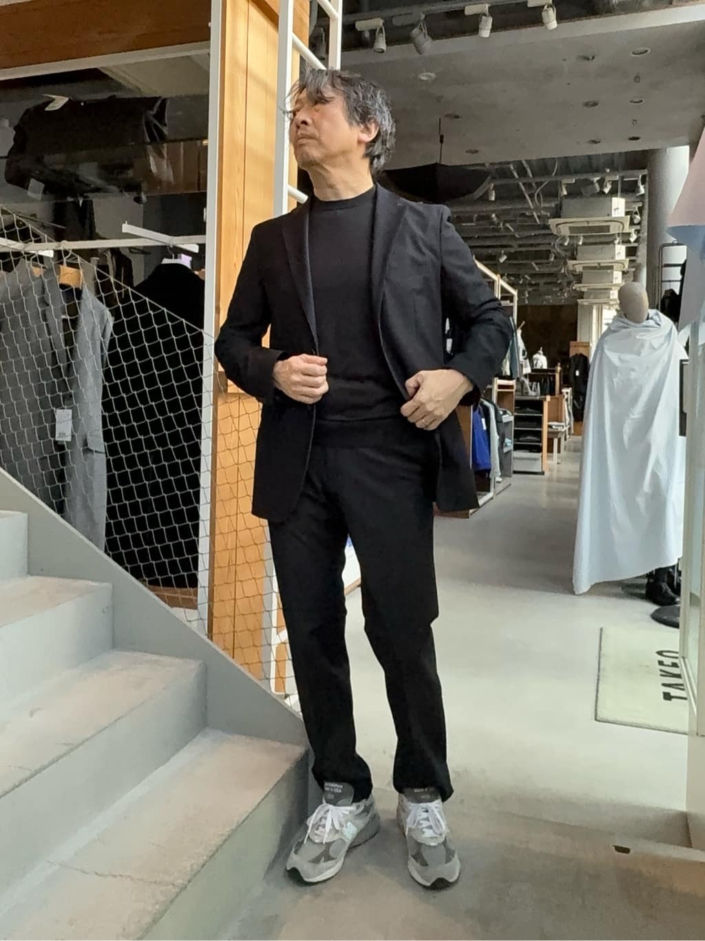 デザイナーTAKEman さんの「TAKEO KIKUCHI｜【360&deg;ストレッチ／セットアップ対応】None Of Stress ジャケット」を使ったコーディネート