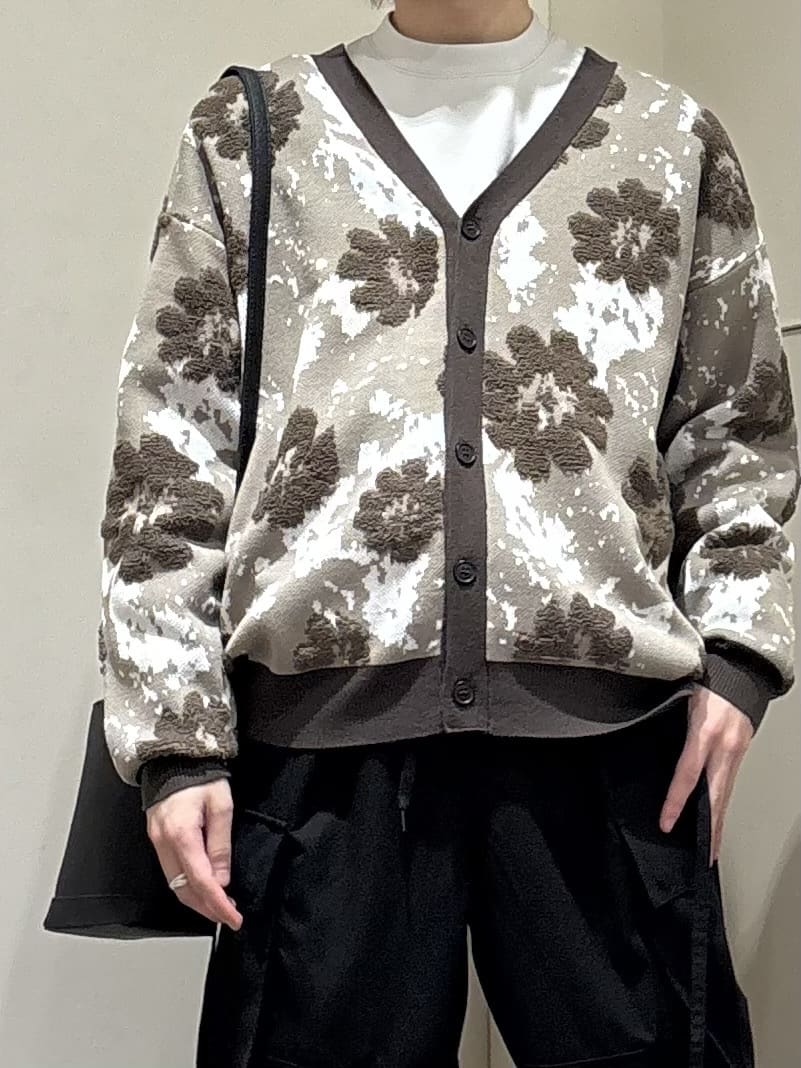 RYUGAさんの「tk.TAKEO KIKUCHI｜◆グラデーションプルオーバー」を使ったコーディネート