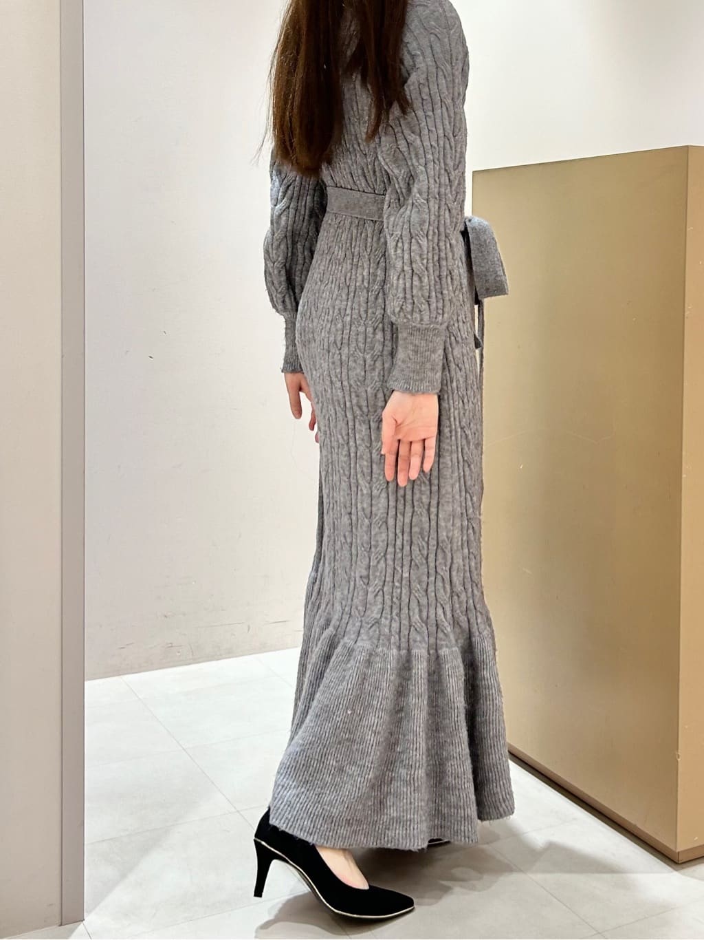 takeさんの「ESPERANZA｜【12時間パンプス】約7.5㎝　歩きやすくて疲れにくい」を使ったコーディネート
