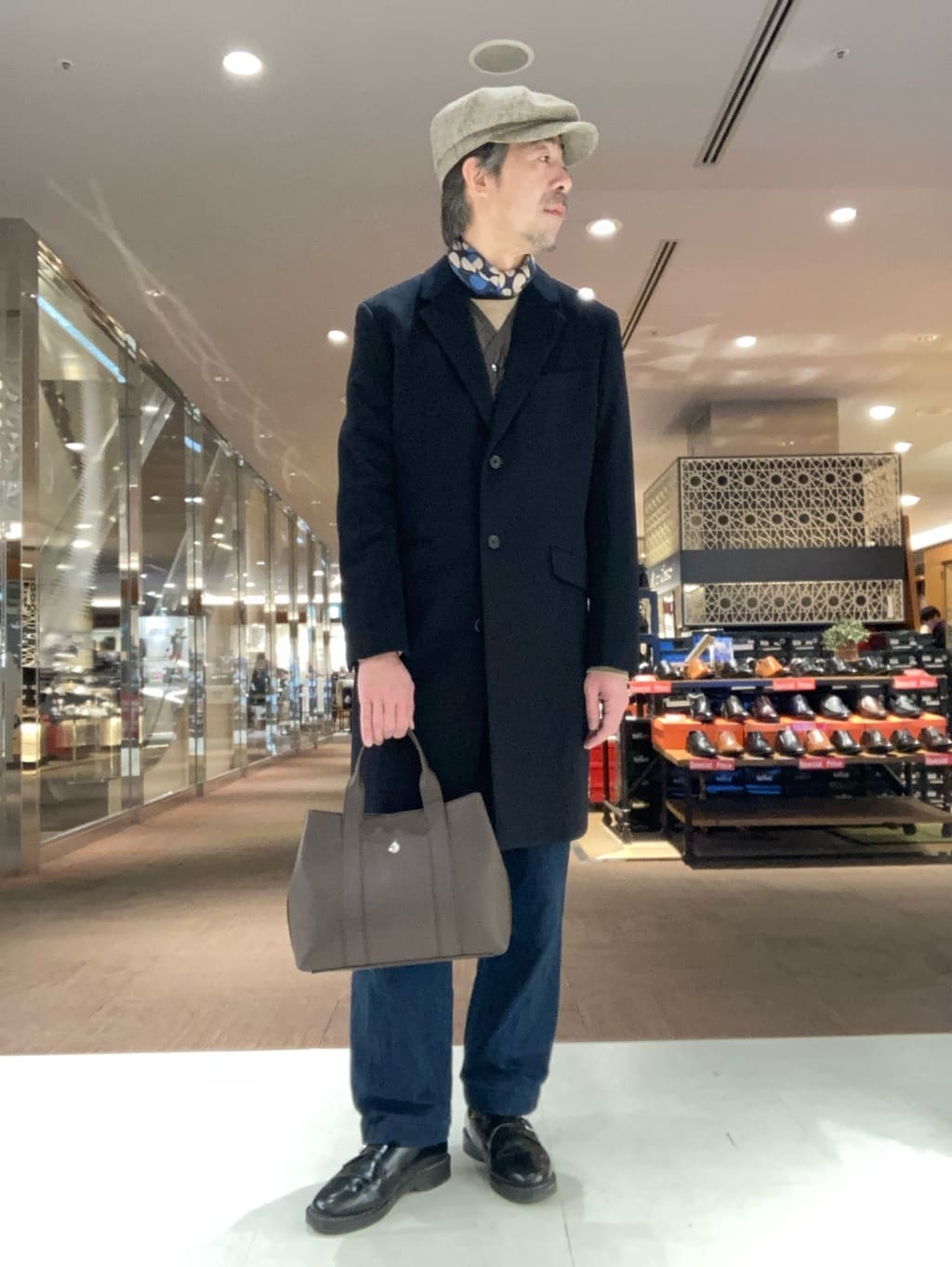KDDさんの「TAKEO KIKUCHI｜ウールカシミヤブレンド チェスターコート」を使ったコーディネート