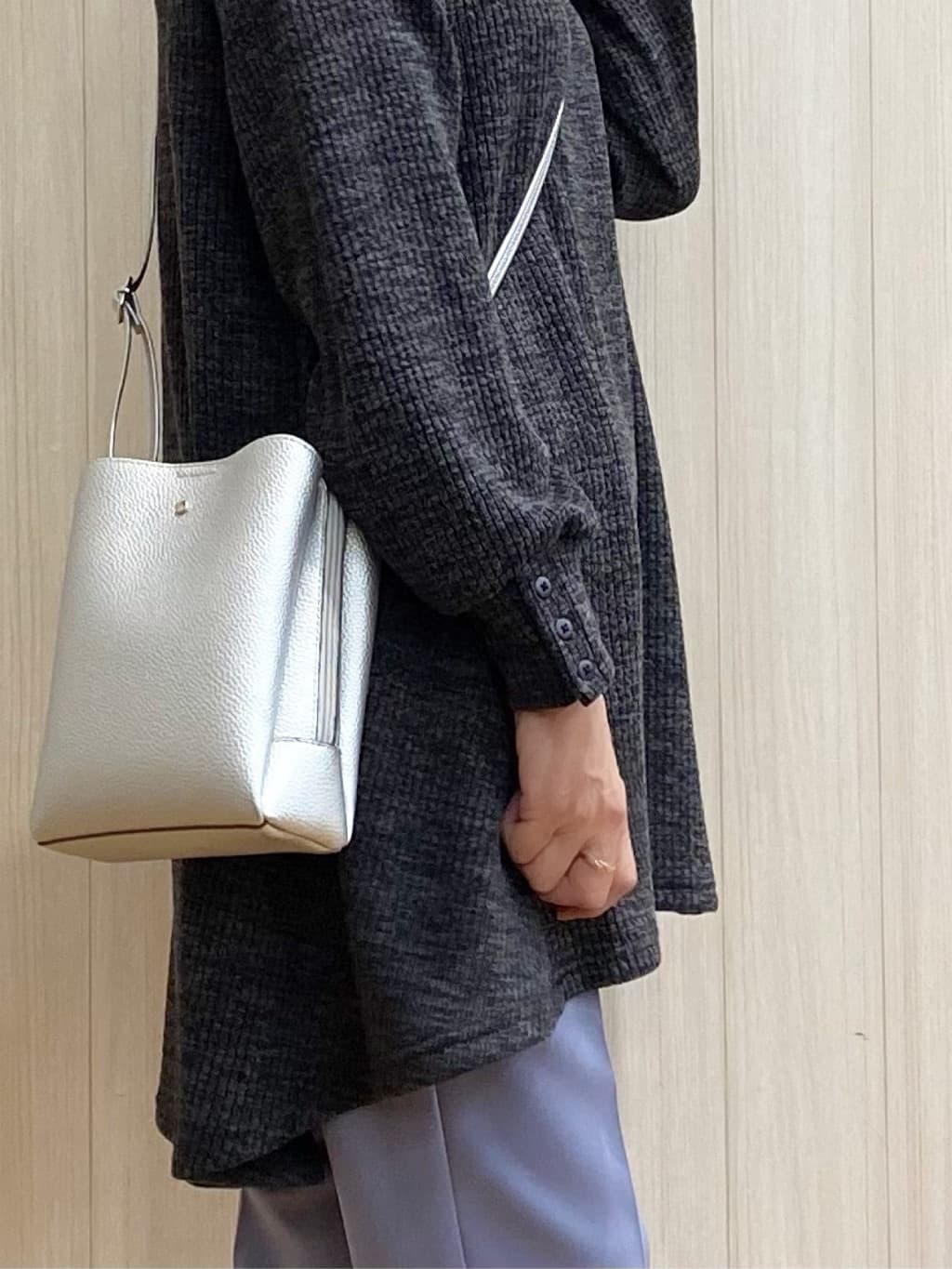 natsuさんの「SHOO･LA･RUE｜◆【洗える/S-LL】ふんわりタッチが癖になる ふくれジャカードチュニック」を使ったコーディネート