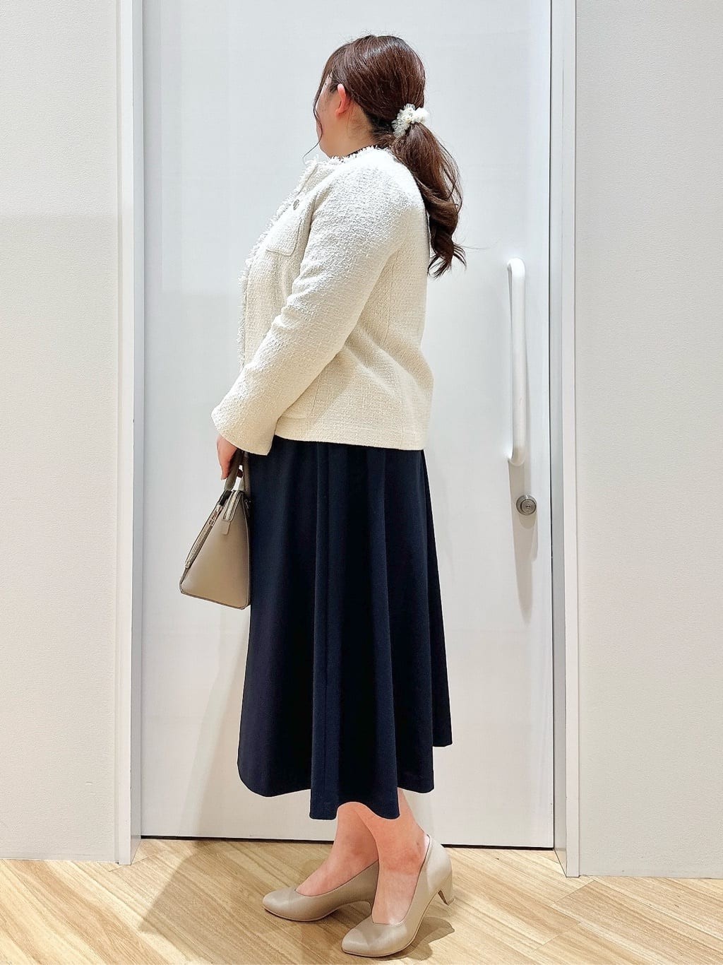 suzuさんの「grove｜【人間工学】つつまれフィットパンプス【入卒対応可】」を使ったコーディネート