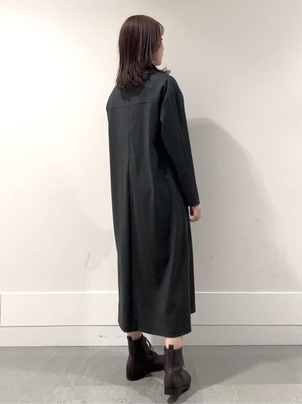 mioさんの「UNTITLED｜トリプルワントップペンダント」を使ったコーディネート