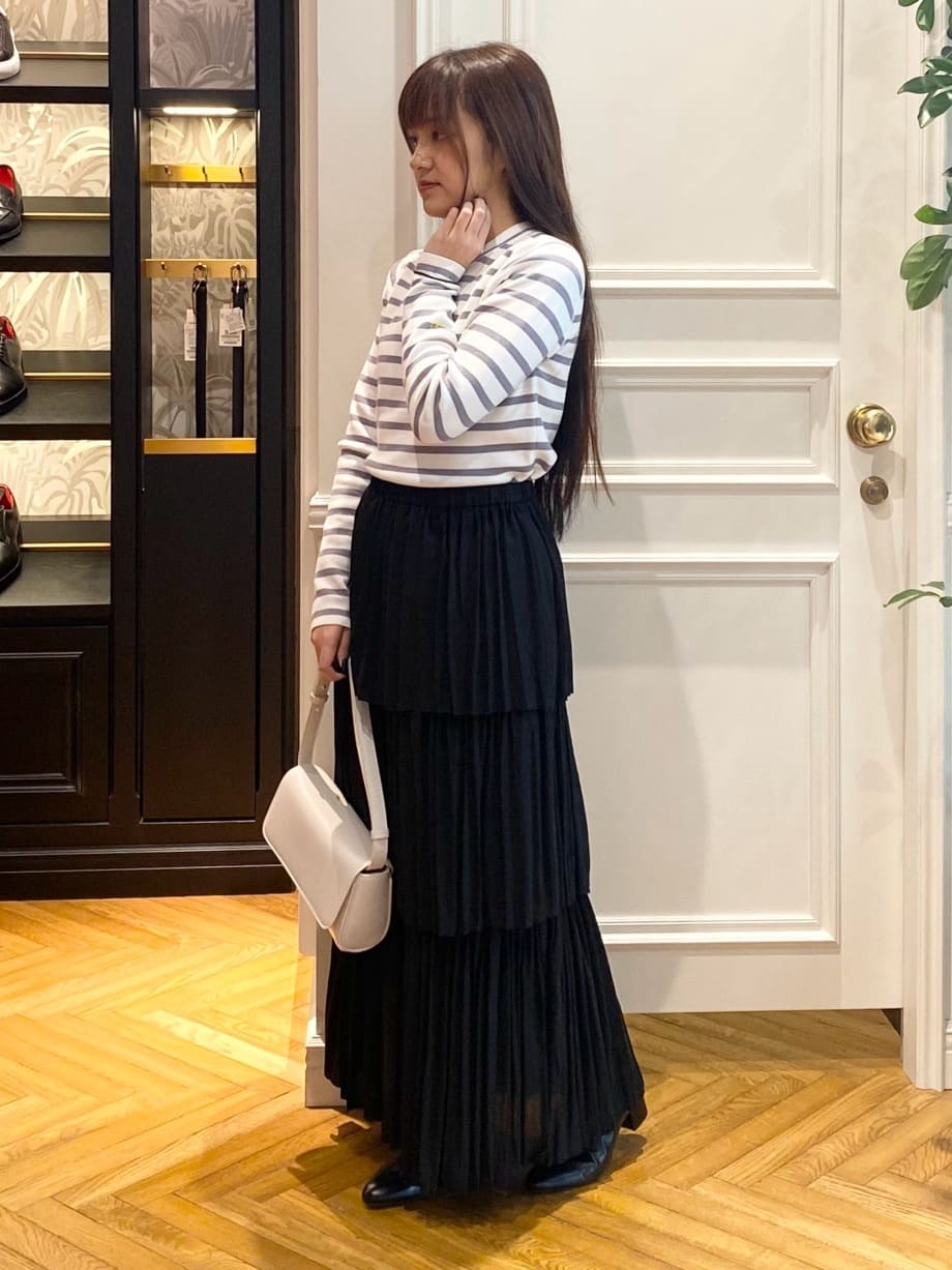 c.wさんの「DRESSTERIOR｜」を使ったコーディネート