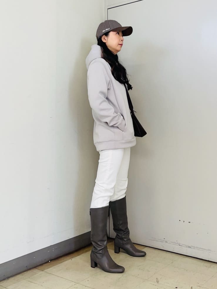 iwさんの「TAKEO KIKUCHI｜【Sサイズ～】ストレッチ デニム パンツ」を使ったコーディネート