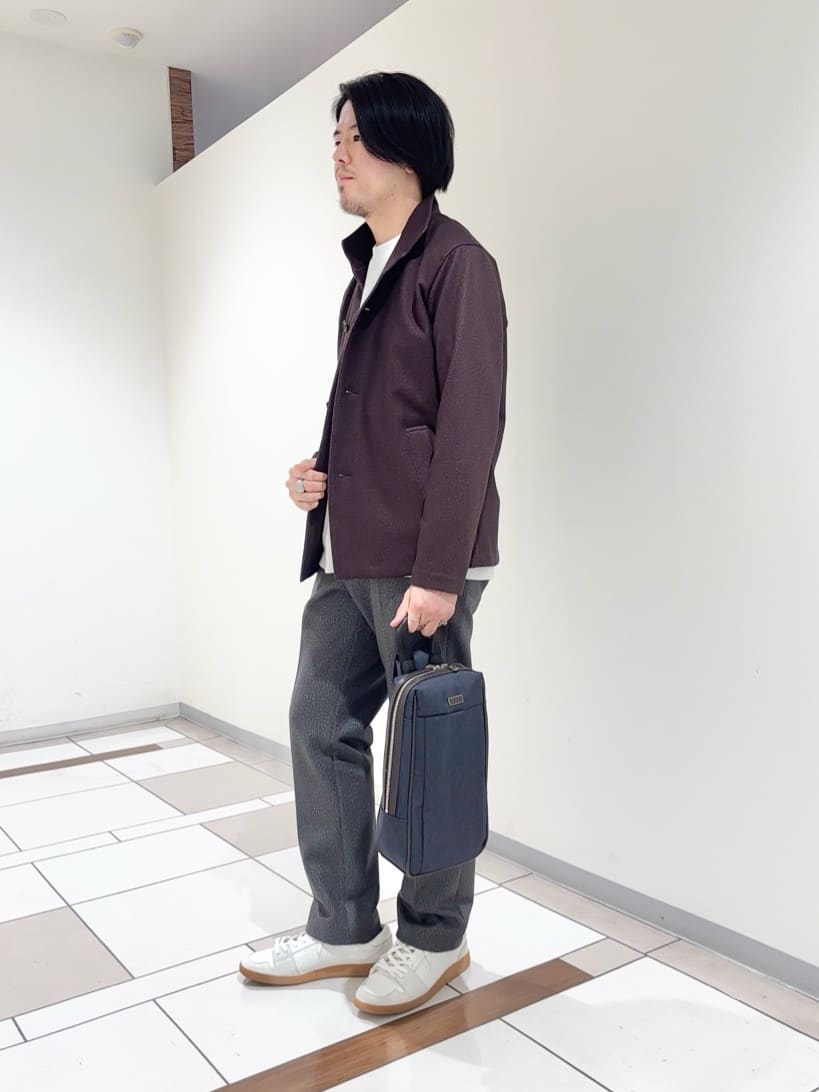 及川さんの「TAKEO KIKUCHI｜【DOWN FABRIC】ダウンファブリック スタンドカラーブルゾン」を使ったコーディネート