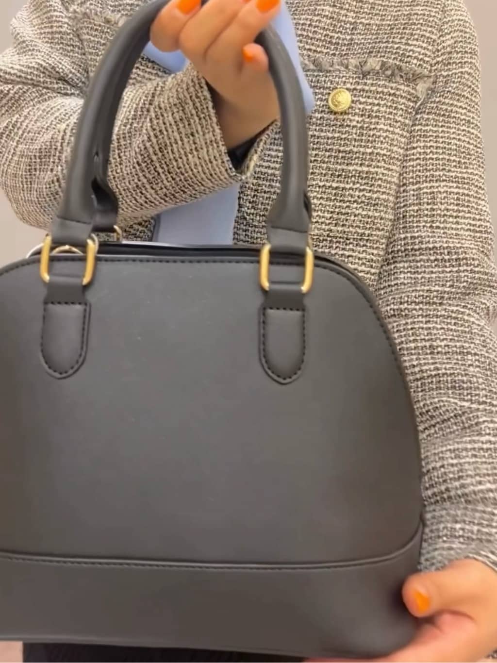 ひらのみさんの「THE SHOP TK｜◆【ONOFF活躍/セレモニー/通勤】ツイードノーカラージャケット/洗える」を使ったコーディネート