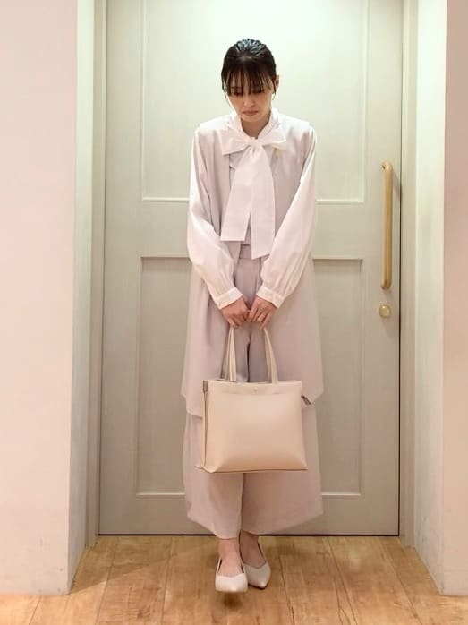 tamuさんの「SHOO･LA･RUE｜◆【洗える/S-3L/セットアップ可】セレモニーや通勤にも カットジョーゼット ジレ」を使ったコーディネート