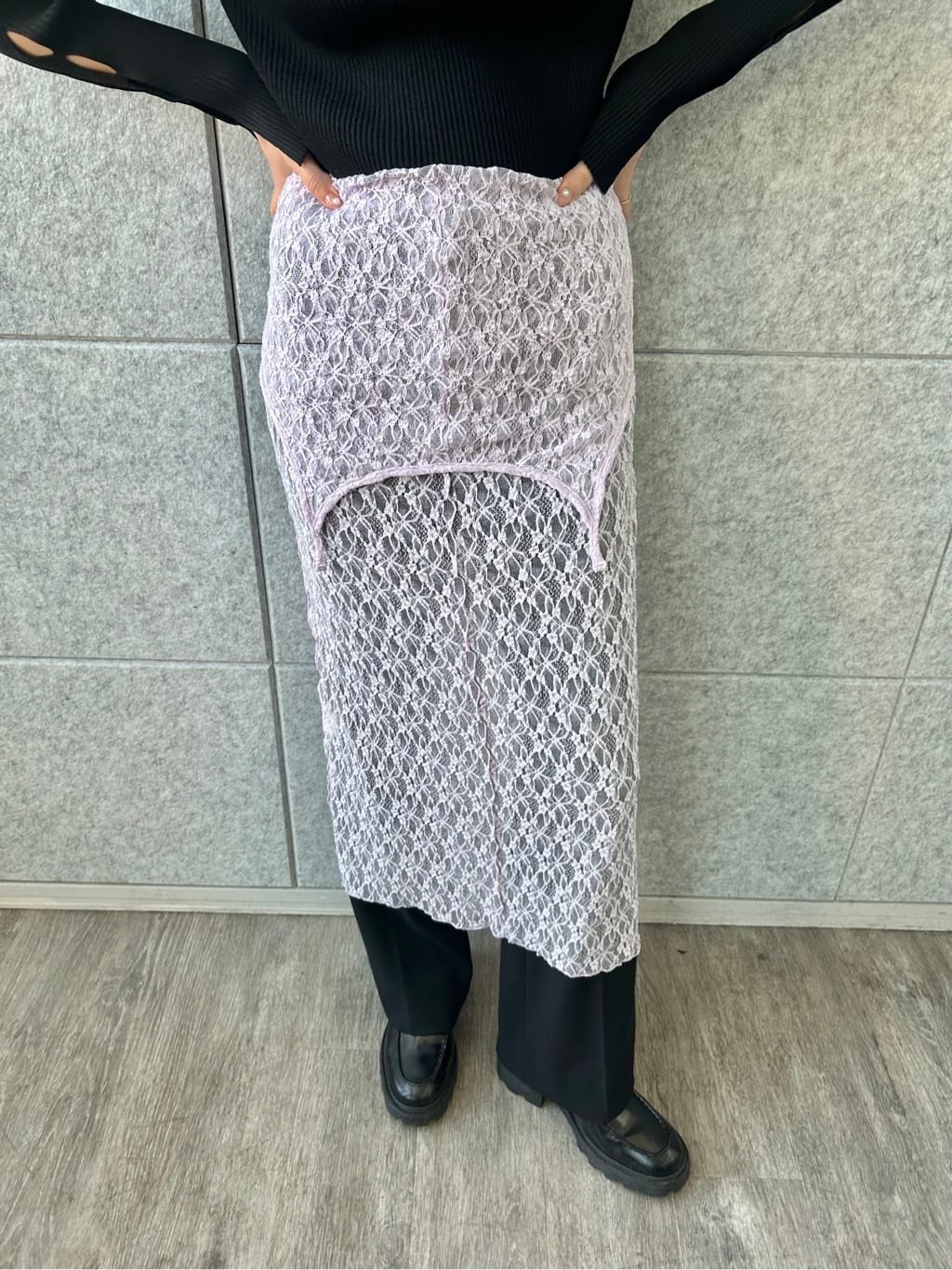 harunaさんの「CODE A｜◆hole sleeve knit」を使ったコーディネート