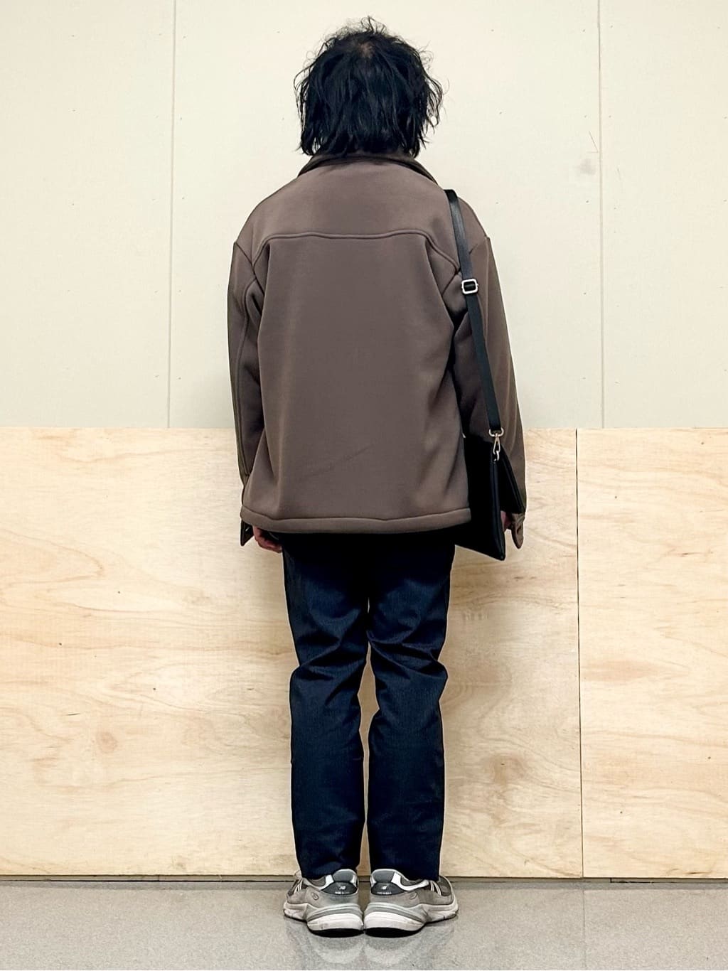 KENJI Iさんの「THE SHOP TK｜【オールシーズン穿ける！】7DAYSストレッチへリンボンパンツ　ON&hArr;OFF兼用」を使ったコーディネート