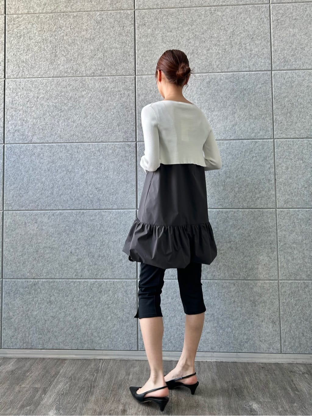 harunaさんの「CODE A｜cropped leggings pants」を使ったコーディネート