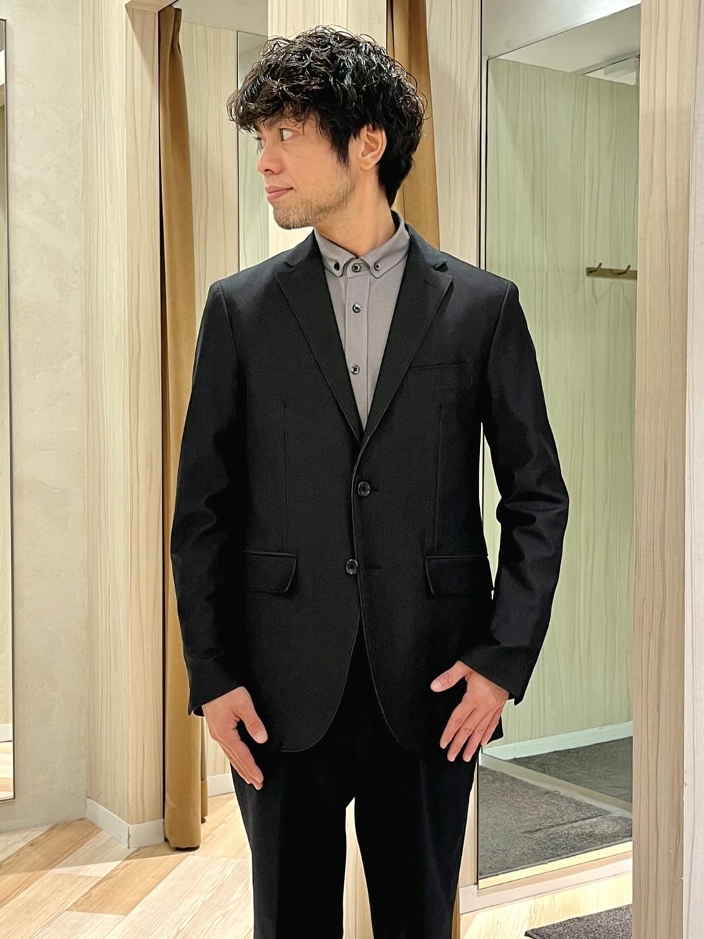 URAさんの「TAKEO KIKUCHI｜【ウールカシミヤブレンド】ビーバー調 スタンドカラー コート」を使ったコーディネート