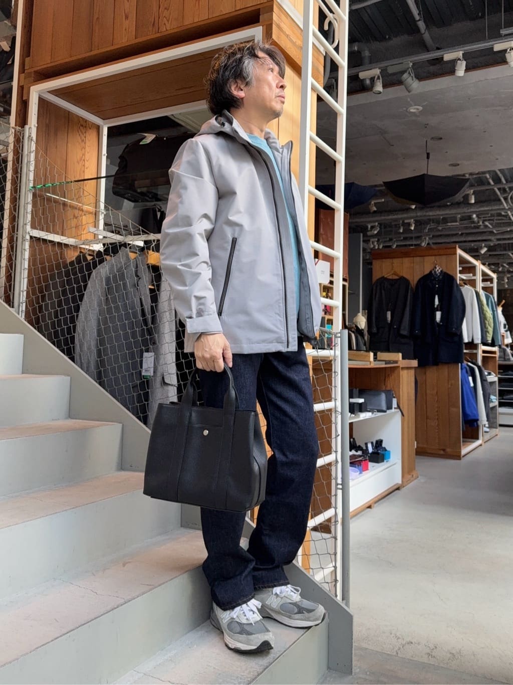 デザイナーTAKEman さんの「TAKEO KIKUCHI｜【モンスターストレッチ】日本製 ワンウォッシュ デニムパンツ」を使ったコーディネート