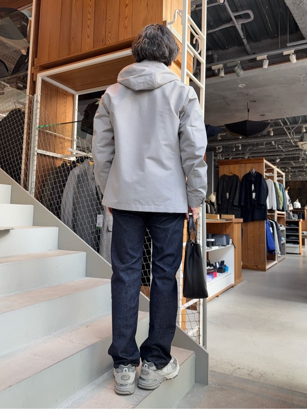 デザイナーTAKEman さんの「TAKEO KIKUCHI｜【モンスターストレッチ】日本製 ワンウォッシュ デニムパンツ」を使ったコーディネート