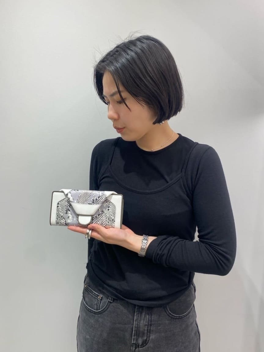 Uさんの「HIROKO HAYASHI｜◆GOTICA（ゴティカ）長財布」を使ったコーディネート