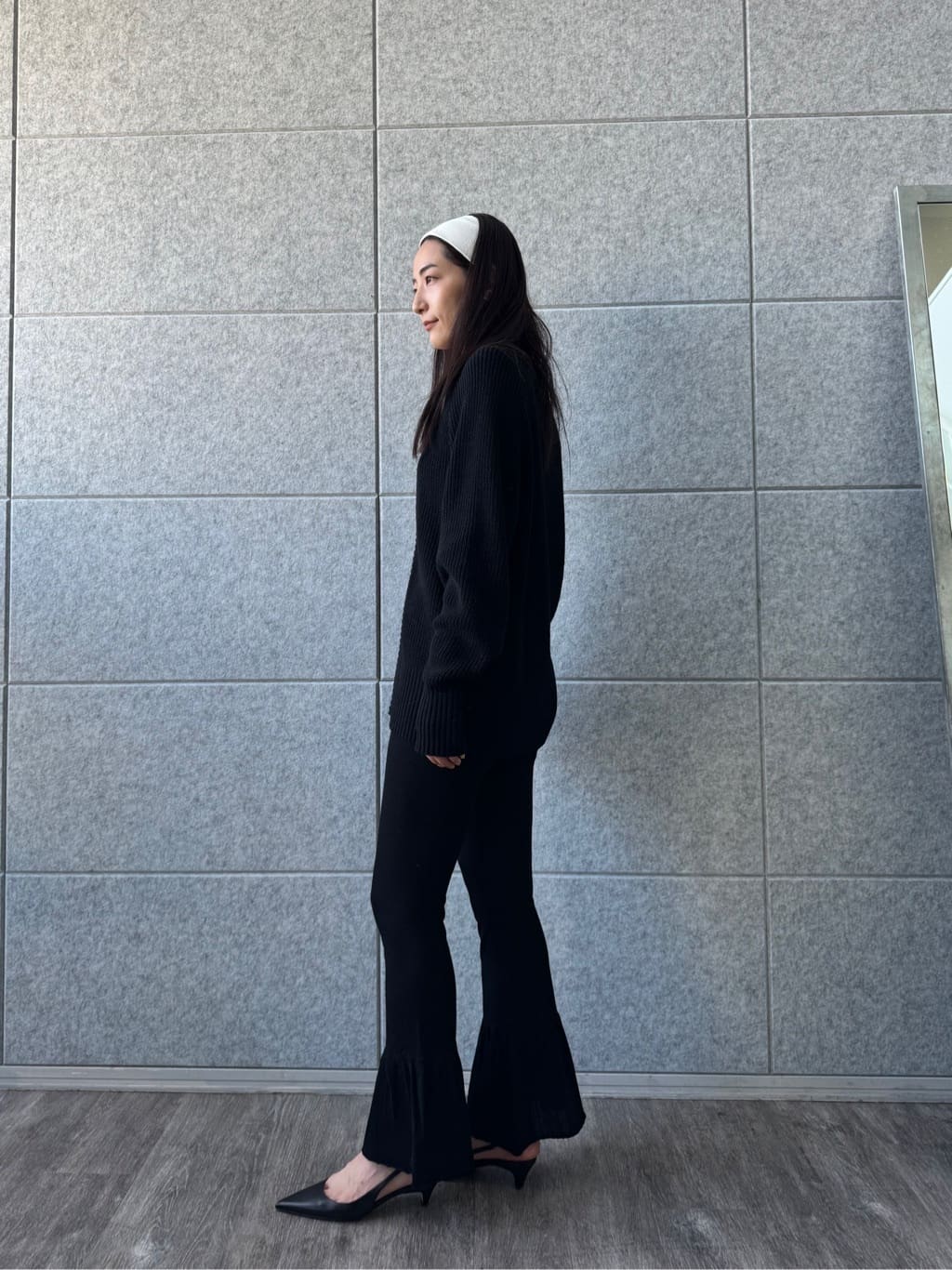 uchi__yamaさんの「CODE A｜lace knit pants」を使ったコーディネート