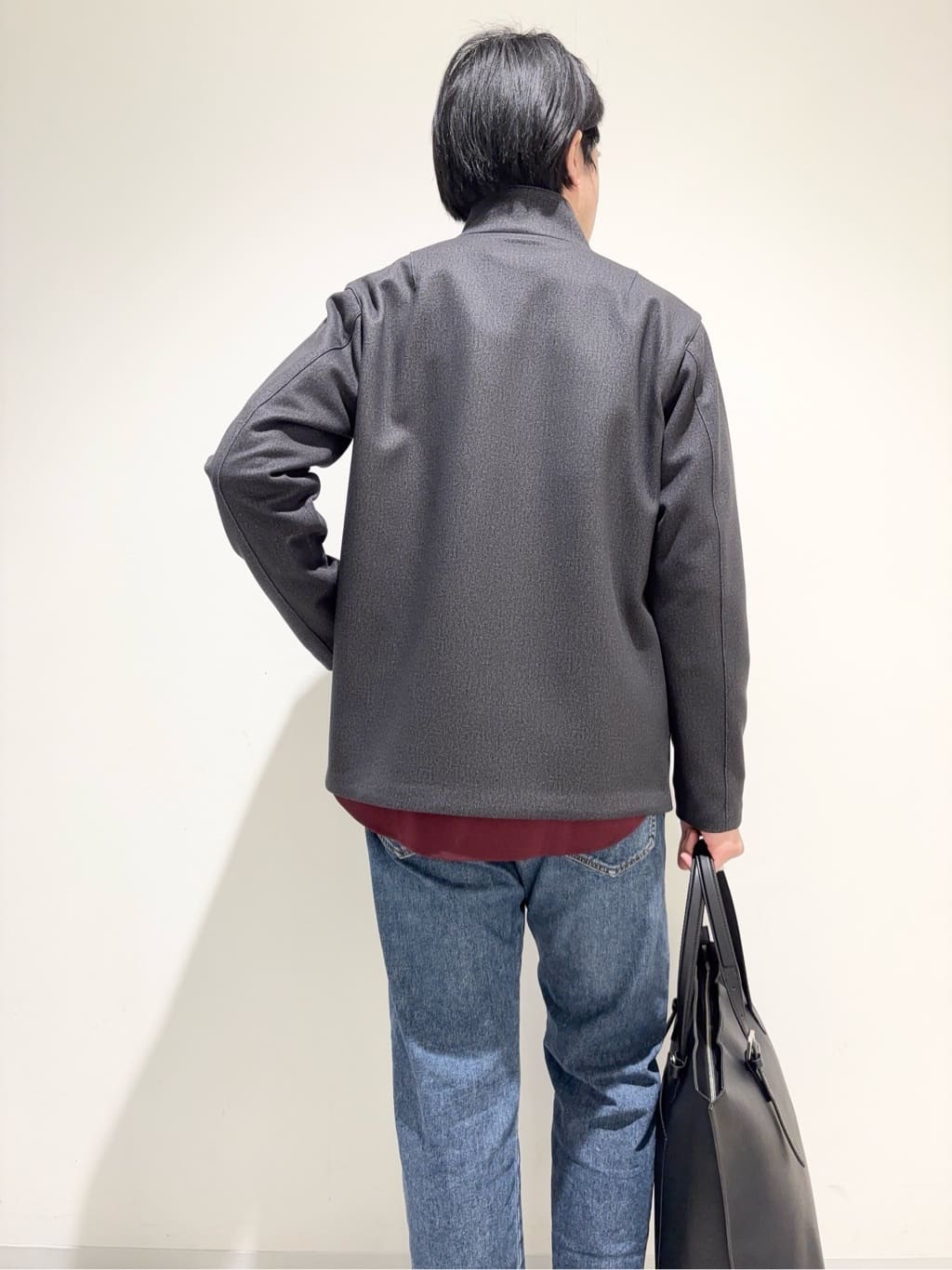 及川さんの「TAKEO KIKUCHI｜【DOWN FABRIC】ダウンファブリック スタンドカラーブルゾン」を使ったコーディネート
