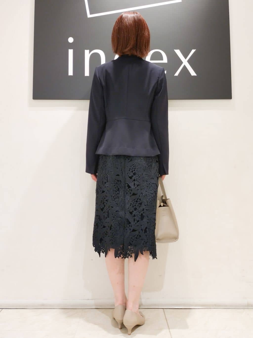 n.さんの「index｜◆バイカラーキーネックニット【洗濯機洗い可】」を使ったコーディネート