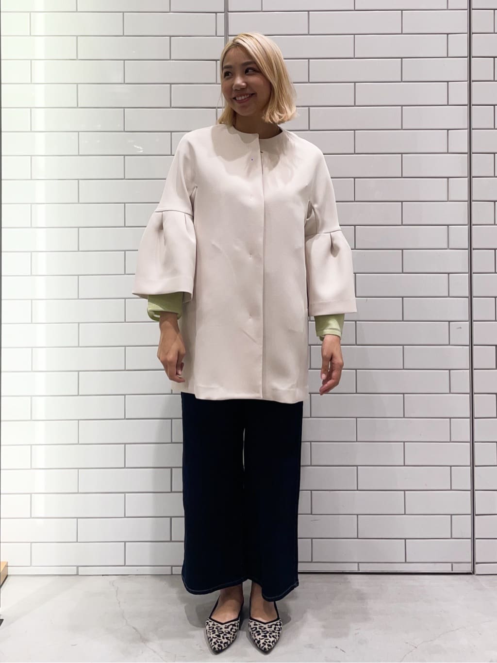 いとうちゃんさんの「OPAQUE.CLIP｜◆フレアスリーブミドルコート【洗える】」を使ったコーディネート