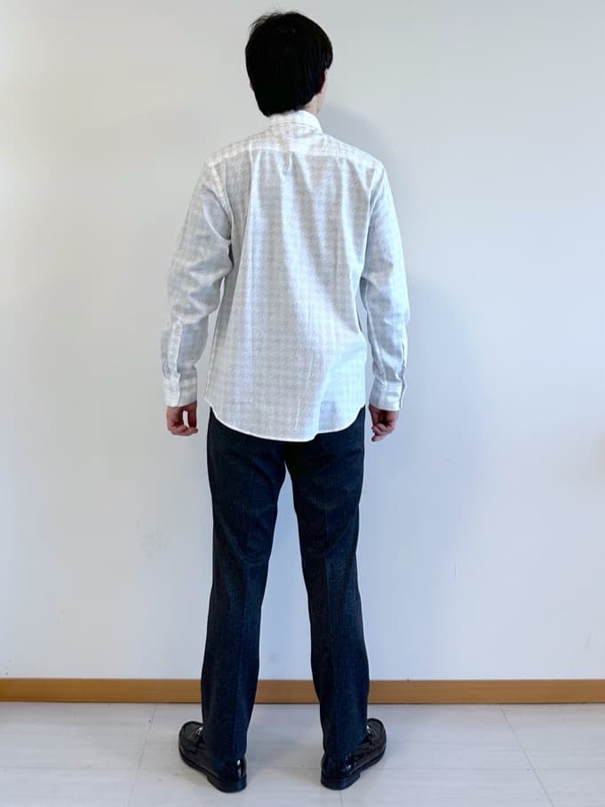 イッシーさんの「TAKEO KIKUCHI｜【ONOFF対応】TRダブルニット ストレッチパンツ」を使ったコーディネート