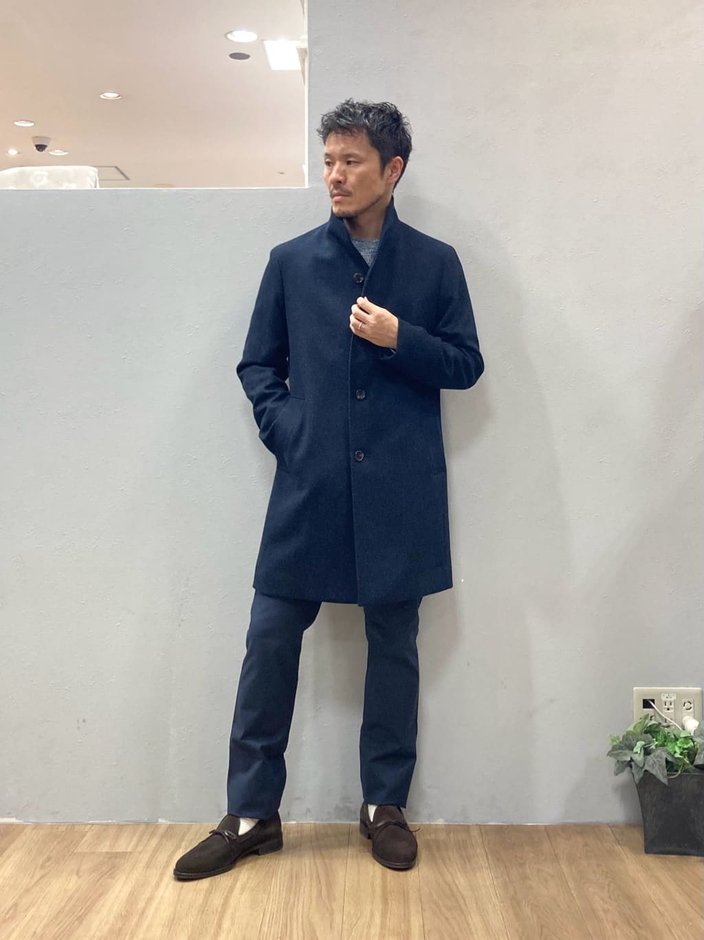 シュンさんの「TAKEO KIKUCHI｜【ウールカシミヤブレンド】ビーバー調 スタンドカラー コート」を使ったコーディネート