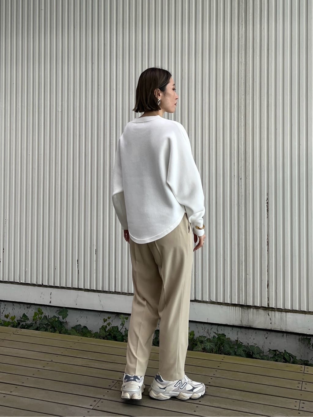 kotakiさんの「INDIVI｜【接触冷感／セットアップ対応】イージーテーパードパンツ【通勤・セレモニー】」を使ったコーディネート