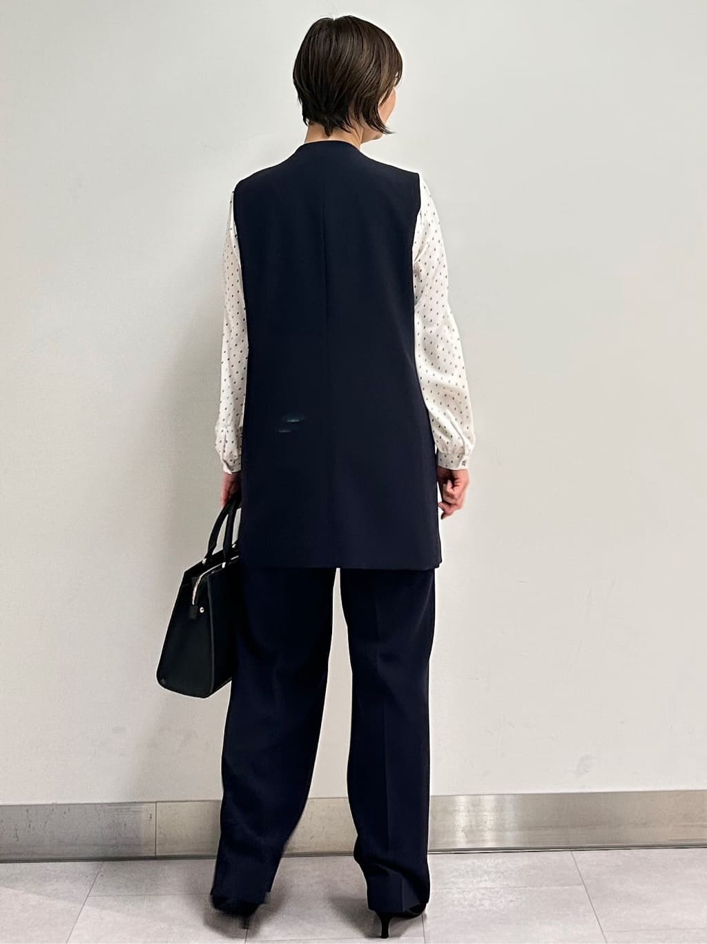 みなこさんの「UNTITLED｜【セレモニー対応】ビジューブローチセット」を使ったコーディネート