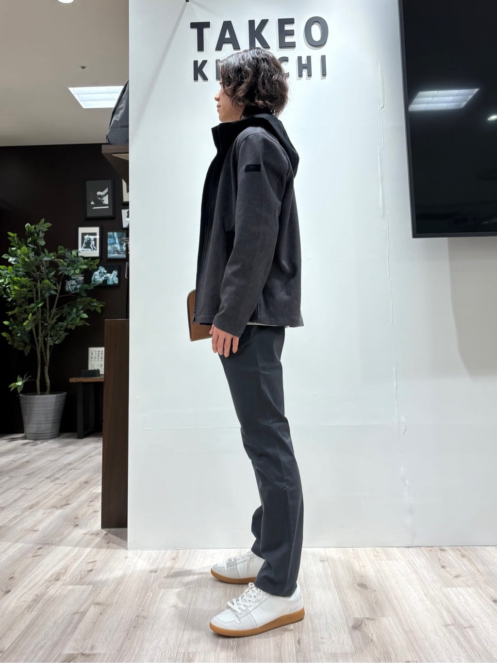 Kaiさんの「TAKEO KIKUCHI｜【全7サイズ&times;8色展開！】トップマルチヘリンボン パンツ」を使ったコーディネート