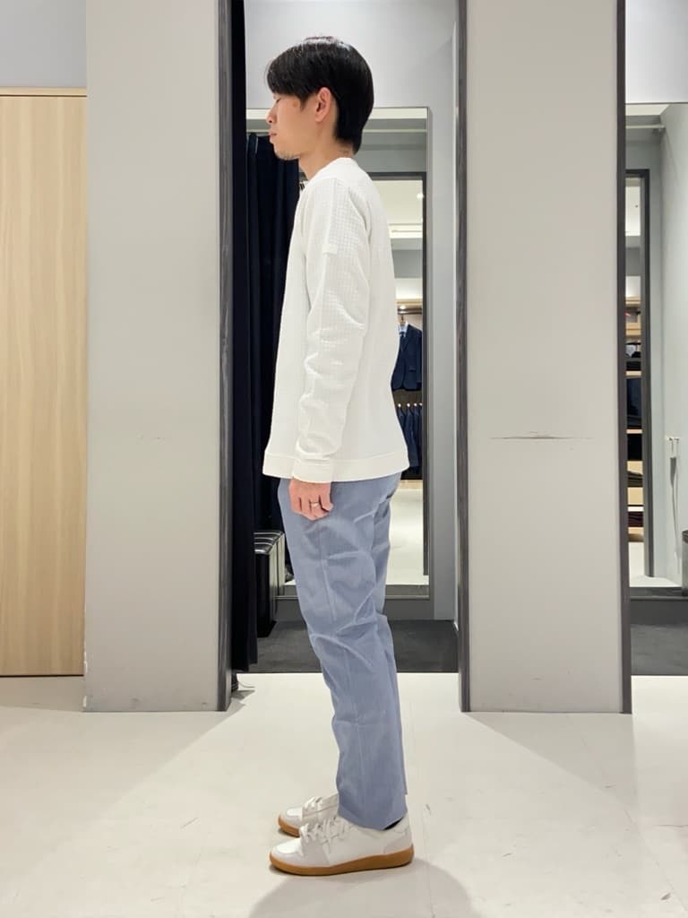 わいずみさんの「TAKEO KIKUCHI｜【全7サイズ&times;8色展開！】トップマルチヘリンボン パンツ」を使ったコーディネート